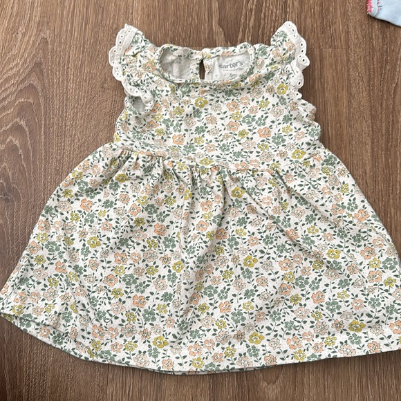 Carters 6 months baby girl bundle lot set - Picture 2 of 8